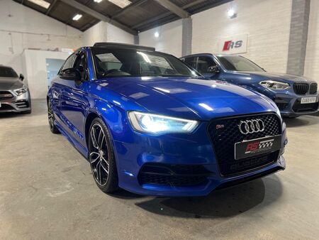 AUDI S3 2.0 TFSI S Tronic quattro Euro 6 (s/s) 4dr (Nav)